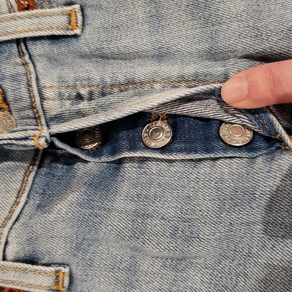 Re/Done Mid Rise Crop Stretch Jean Size 23 - Picture 6 of 8